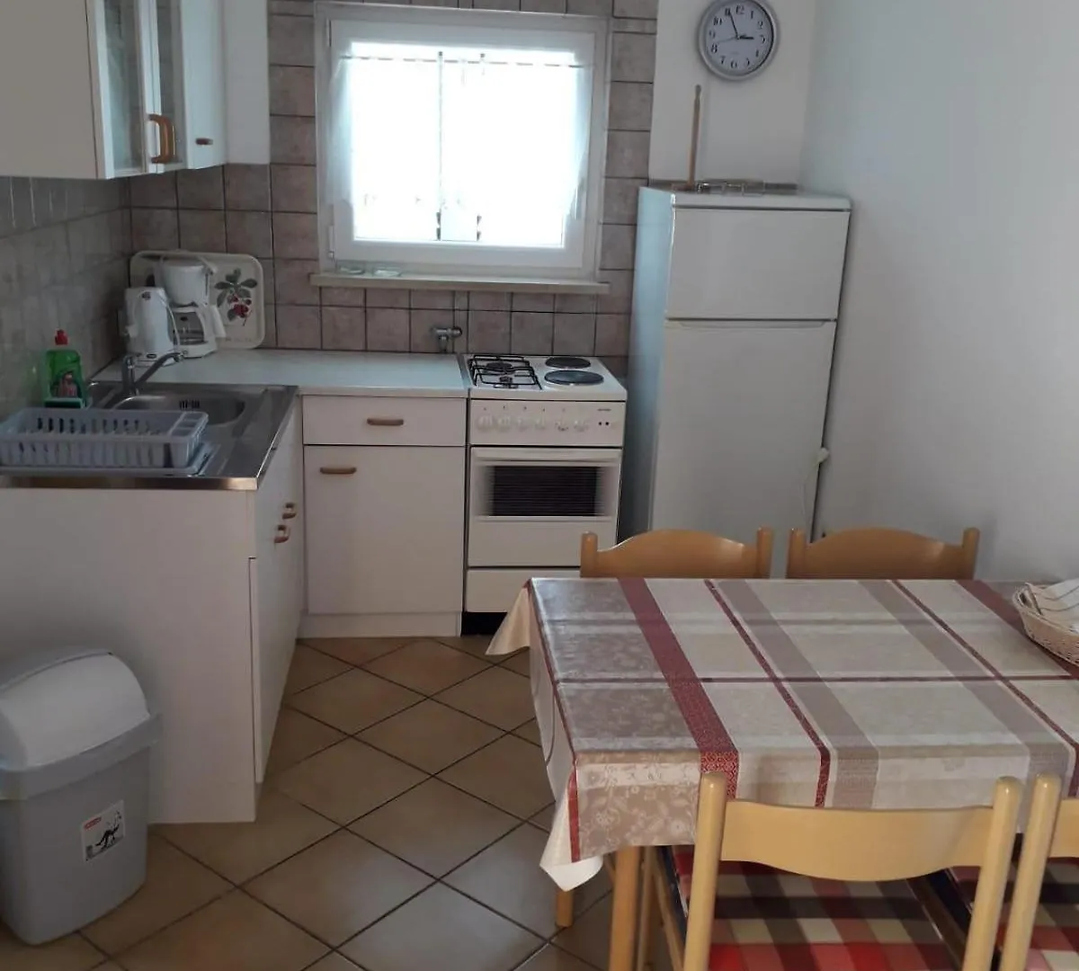 Apartment Apartmani Borovec Vir